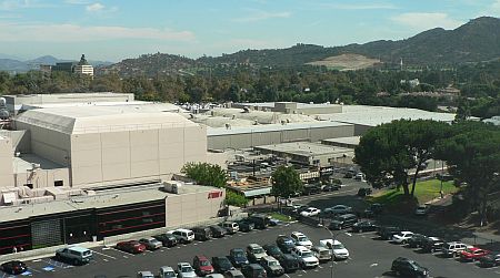 20061003_Burbank_office.jpg