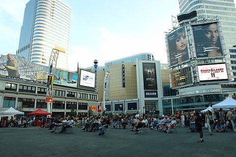 Yonge-Dundas Square