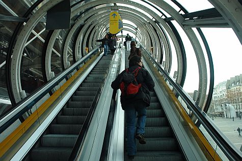 20071209_pompidou_centre_escalator.jpg