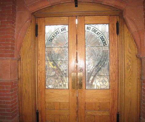 DI_20080815_UPenn_FisherLibrary_glass_doors.jpg