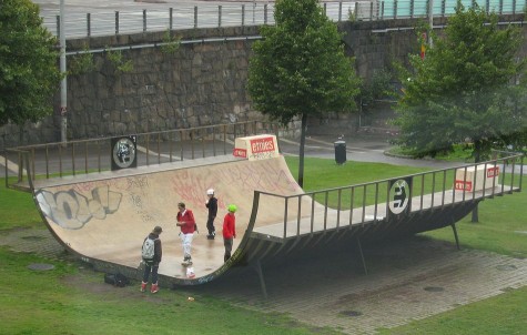 DI_20080824_Kiasma_skateboard_ramp.jpg