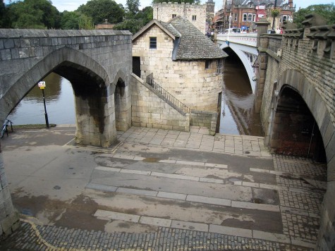 DI_20080910 105252 York LendalBridge lower