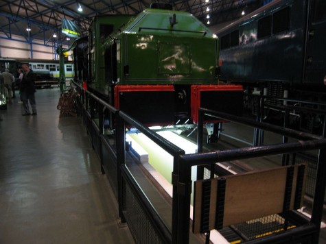 DI_20080910 144300 York NationalRailwayMuseum train pit entry