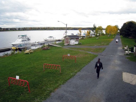 DI_20081003 131228 Fredericton RiverfrontTrail e