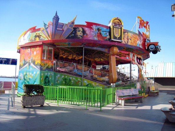 di_20081210-125554-santacruzboardwalk-ride