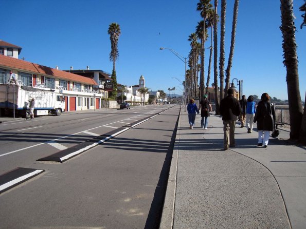 di_20081210-132216-santacruz-beachst