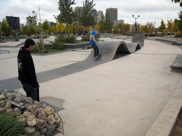 di_20081007-122602-winnipeg-theforks-skatepark