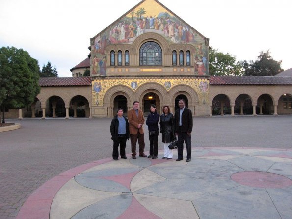 di_20081211-194652-stanford-memorialchurch-group