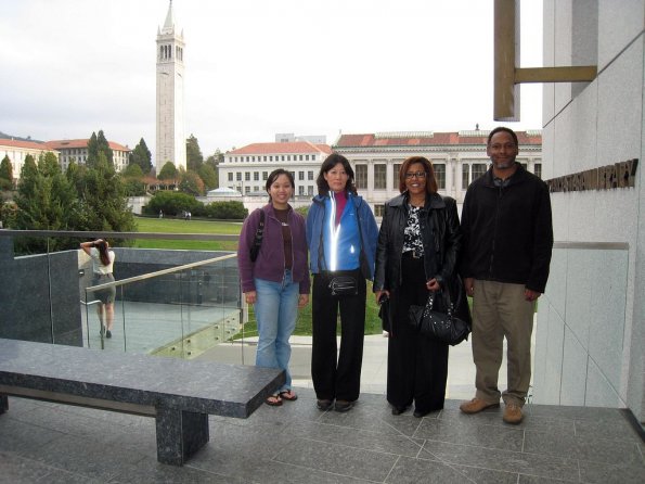 di_20081212-185046-berkeley-eastasianlibrary-view-sathertower