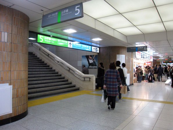 di_20090222-043414-tokyo-station-track-5-up