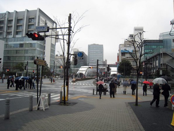 di_20090222-213634-n-towards-tamachi-station