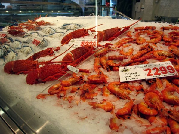 di_20090702-190848-deepseafood-lobster-shrimp