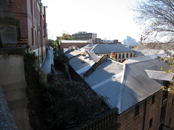 di_20090703-195832-harringtonst-roofs