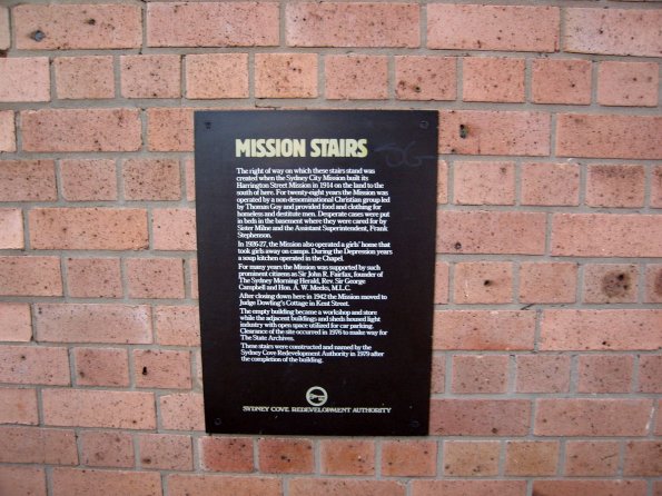 di_20090703-234922-missionstairs-plaque