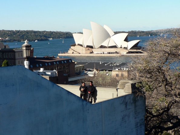 di_20090703-235612-sydharbourbridge-overlook-operahouse