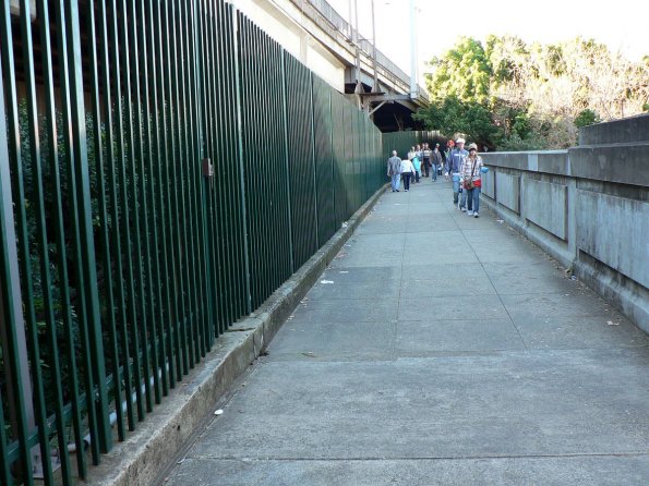 di_20090703-235958-sydharbourbridge-ped-walk