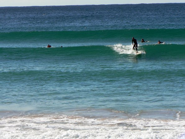 di_20090704-195532-manly-surfers-riding