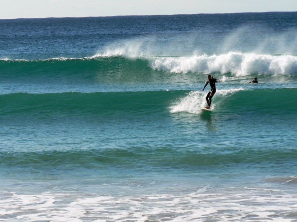 di_20090704-195536-manly-surfers-spray