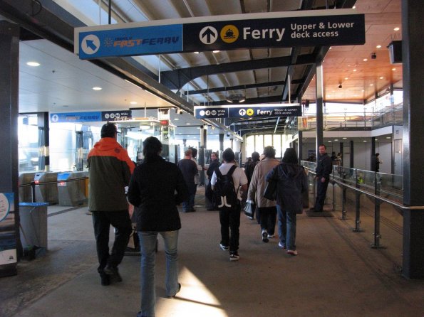 di_20090705-004254-manly-ferry-terminal-entry