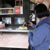 di_20090705-210630-harryscafedewheels-pie