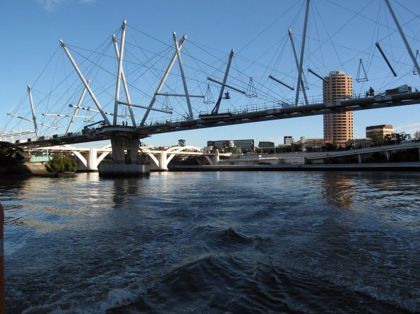 di_20090713-170936-brisbane-river-bridge