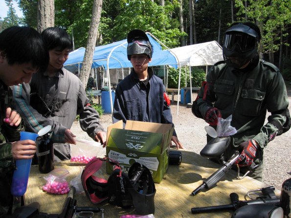 di_20090723-165030-tsawassen-paintball-helmets