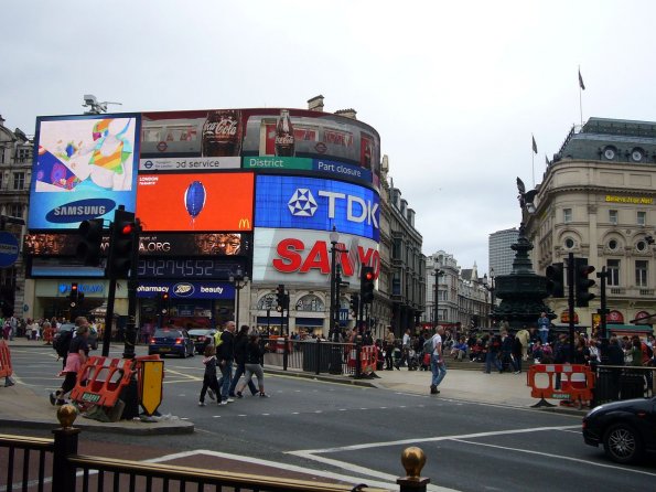 di_20090830-105954-piccadilly