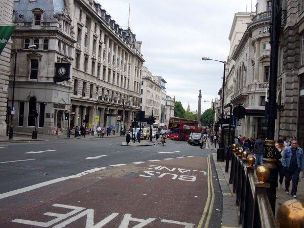 di_20090830-110002-regentstreet