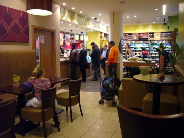 di_20090903-123718-stpancras-camdenfoodco
