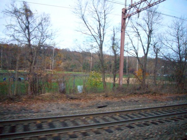 di_20091115-120044-nj-train-w-of-orange