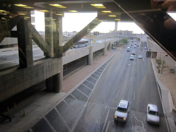 di_20100204-190723-phoenix-skyharbour-road-overpass