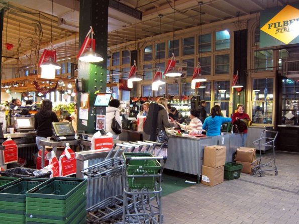 di_20100214-133240-philadelphia-readingterminalmarket-produce