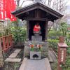 di_20100301-003308-askakusajinja-shrine-wrapped-rocks-bandana