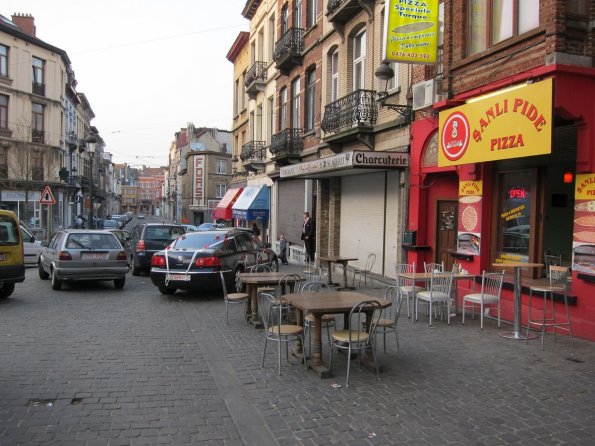 di_20100418-125138-schaerbeek-plaza-pide