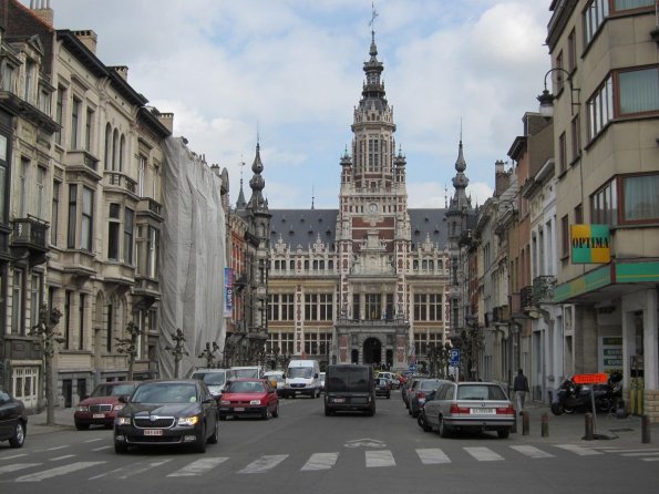 di_20100421-043335-schaerbeek-placecolignon