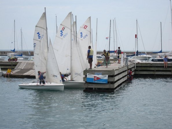 di_20100715-102654-chicago-columbiayachtclub-dock