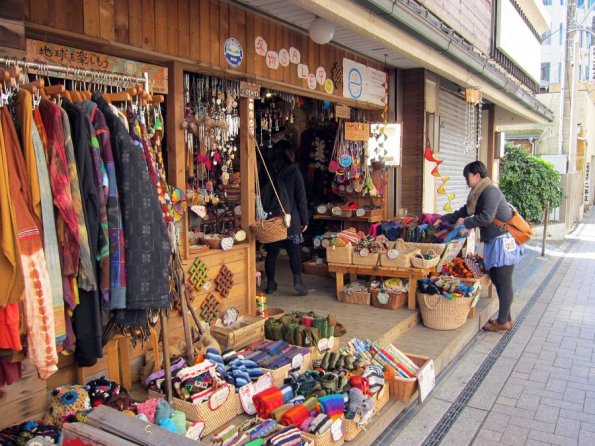 di_20110302-204327-enoshima-bags