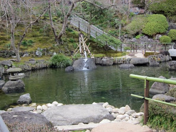 di_20110303-003004-hasedera-aquaduct-pond