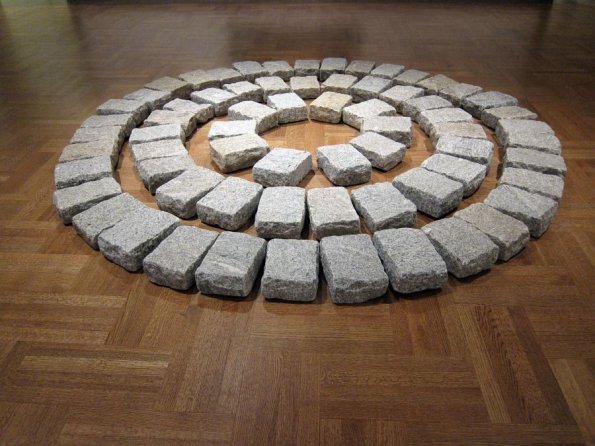 di_20110703-132902-columbusmuseumofart-richardlong-1989-hotsummercircle