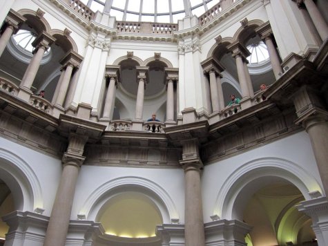 di_20110723-065356-tatebritain-octagon-voices