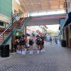 di_20120120-164918-jacksonville-landing-hooters-crew