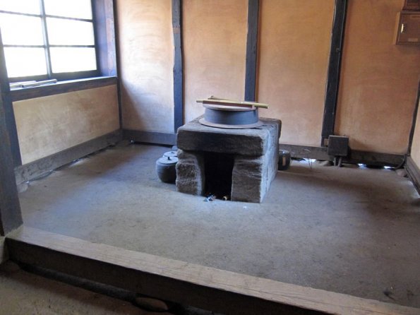 di_20120217-235131-edoopenairarchitectural-temmyo-farmhouse-oven