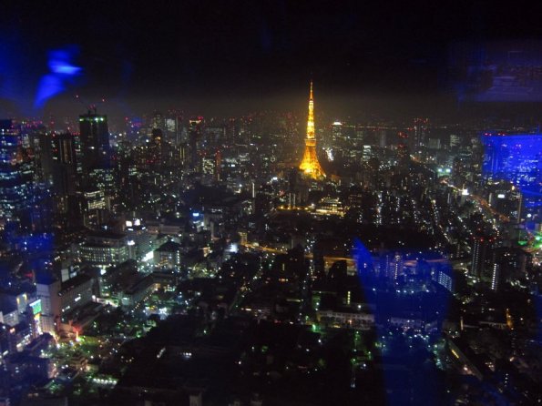 di_20120223-055718-train-tokyo-tower