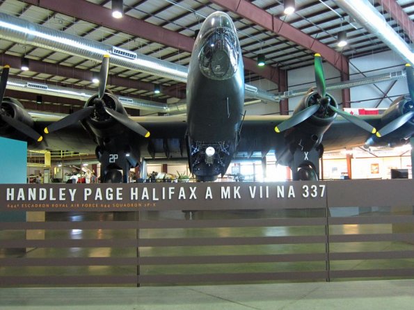 di_20120623_153322_nationalairforcemuseum_handleypagehalifax