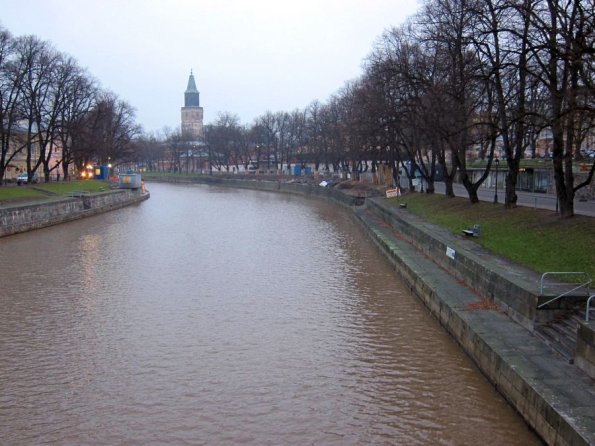 di_20121128_024454_turku_aurariver_e_aurakatu