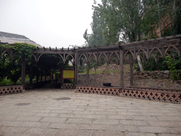 di_20130629_222336_chineseethnicmuseum_xinjiang_grapevalley