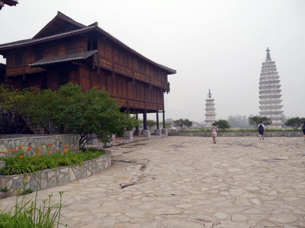 di_20130629_232306_chineseethnicmuseum_yao_house_on_stilts