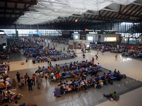 di_20130705_020132_suzhou_railway_station_seats