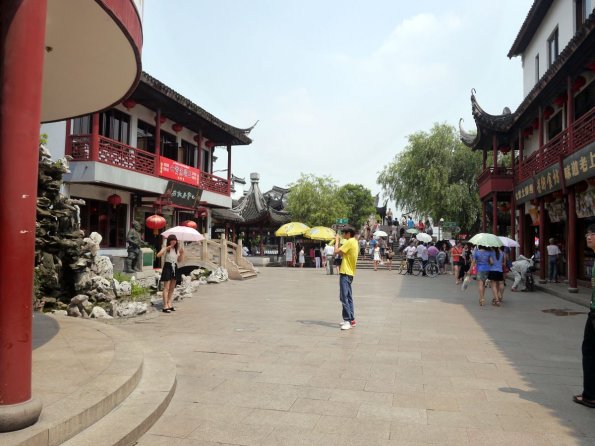 di_20130708_005056_qibao_watertown_beidastreet_plaza