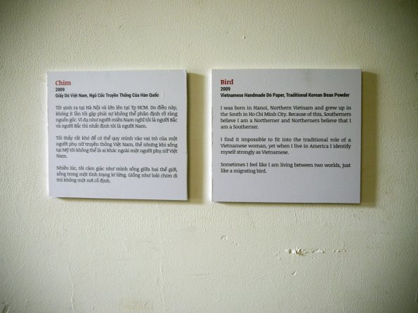 di_20130722_234416_hochiminhcity_museumoffineart_do10_lehienminh_2009_bird_sign